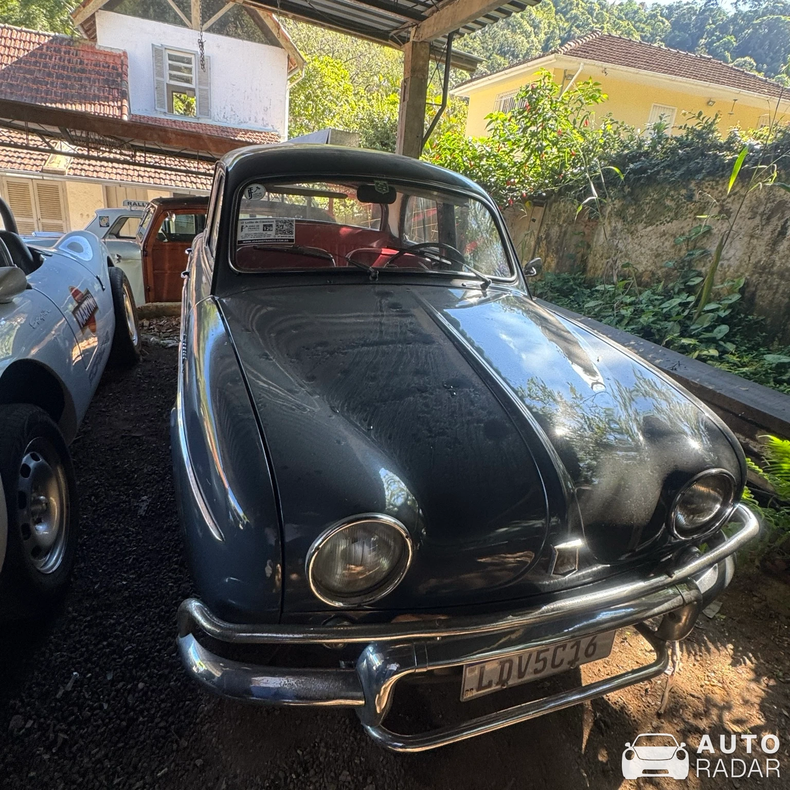 Renault Dauphine spotted in Petrópolis