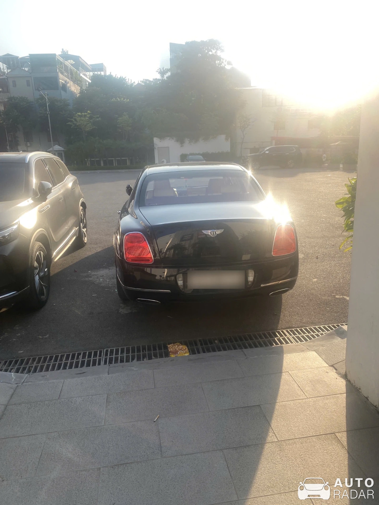 Bentley Continental Flying Spur spotted in Hanoi