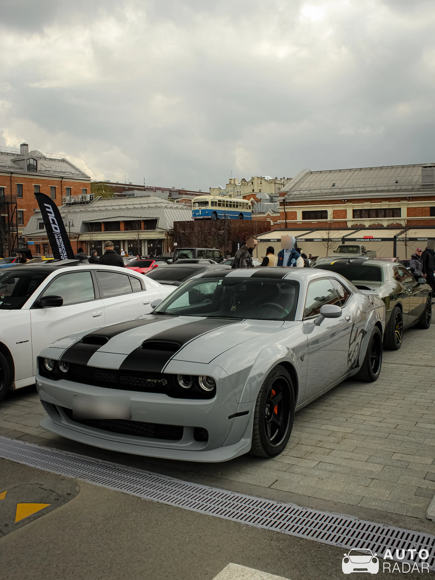 Dodge Challenger SRT Hellcat Redeye Widebody spotted in Moscow
