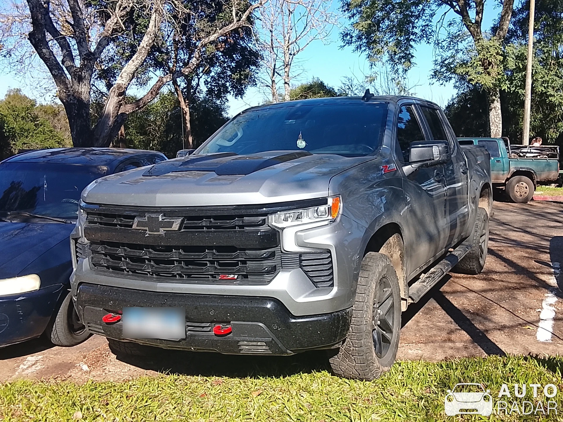 Chevrolet Silverado Z71 spotted in Salto