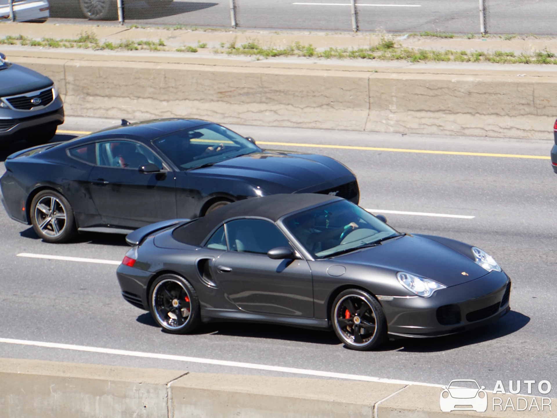 Porsche 996 Turbo Cabriolet spotted in Montréal