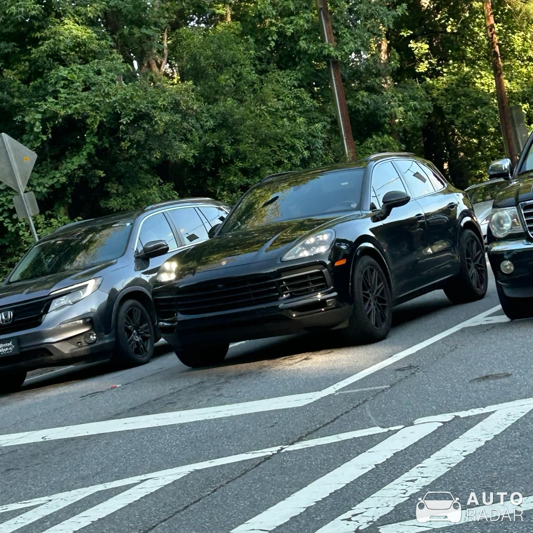 Porsche Cayenne spotted in Chamblee