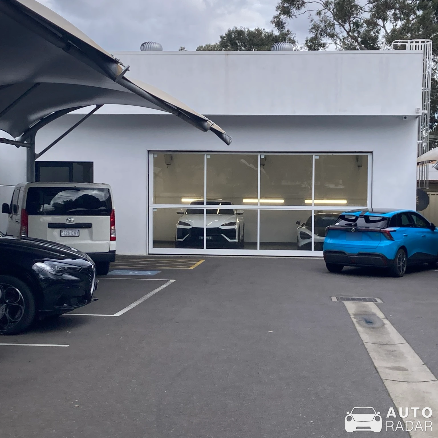 Lamborghini Urus SE spotted in Frewville