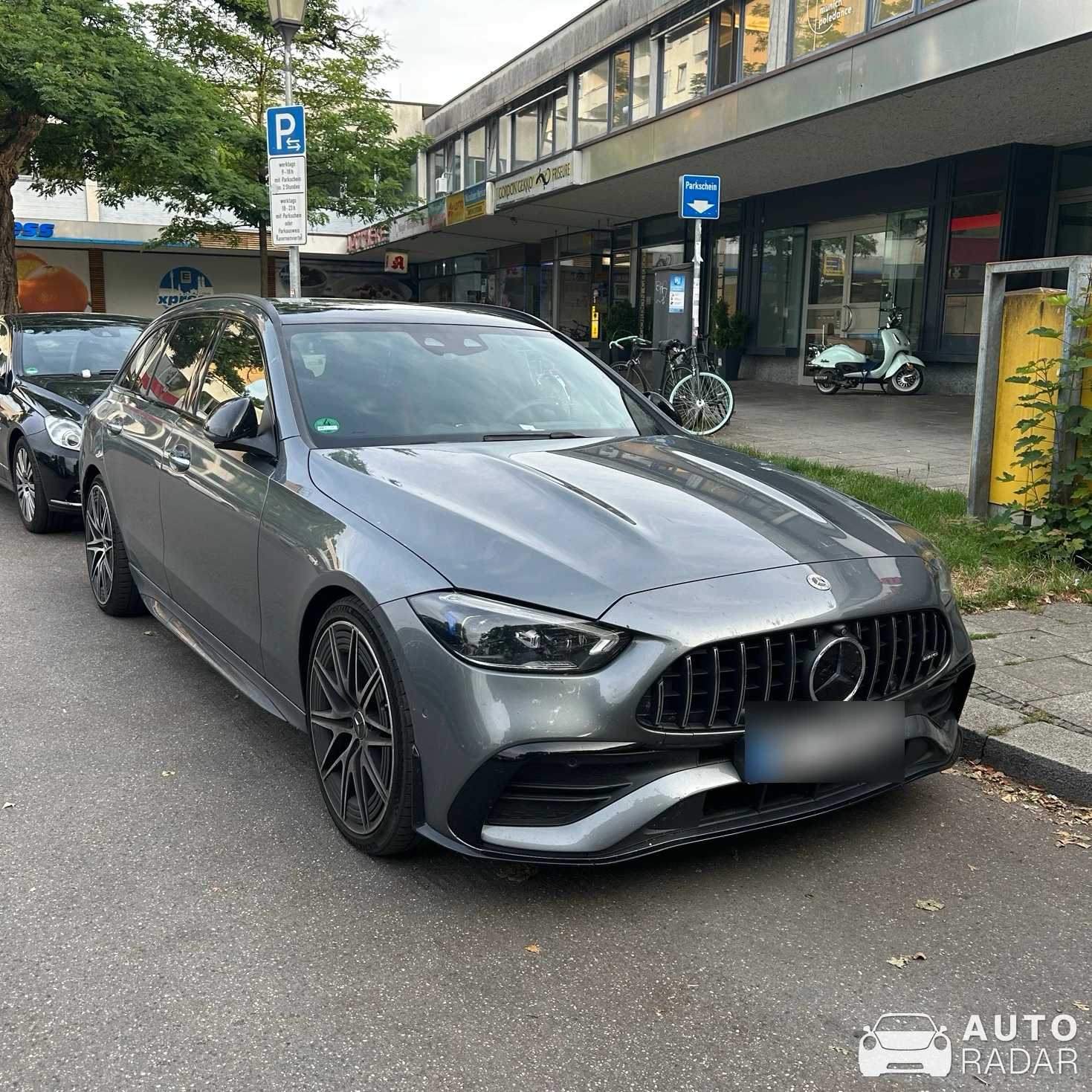 Mercedes-AMG CLE 53 Coupé C206 spotted in München, Deutschland
