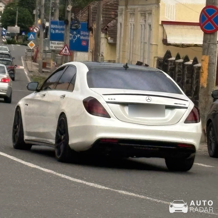 Mercedes-AMG S 63 V222 spotted in Tirnaveni