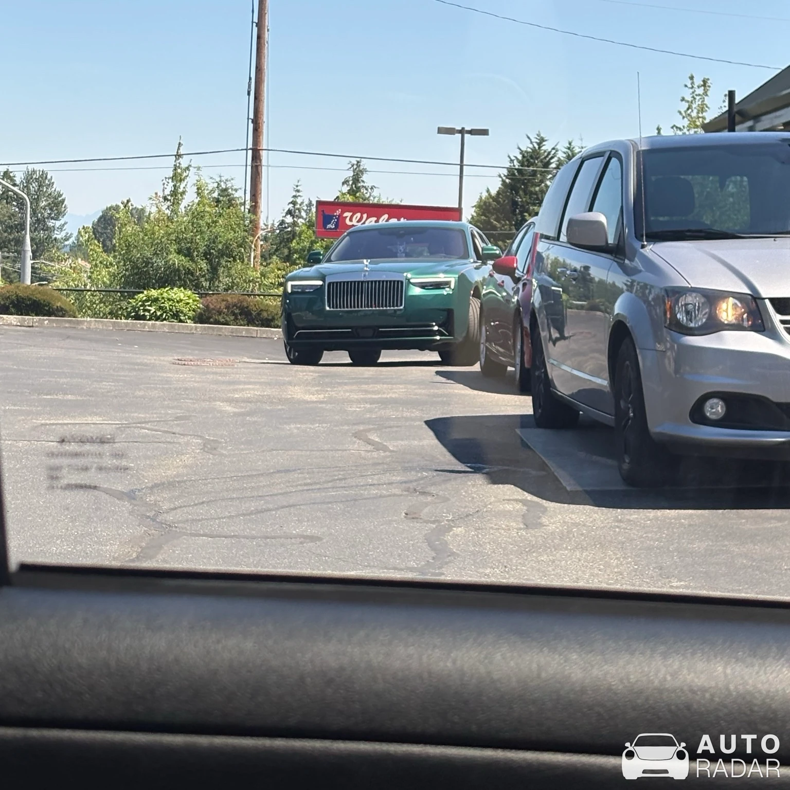 Rolls-Royce Phantom VIII spotted in Redmond