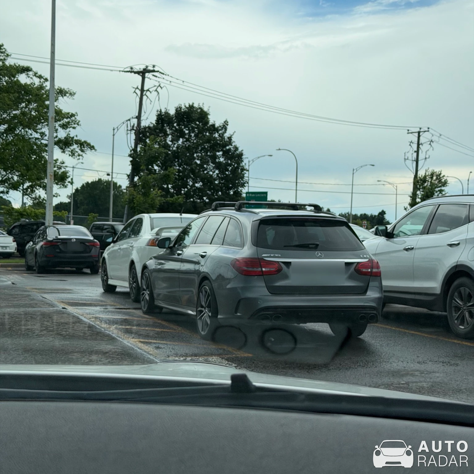 Mercedes-AMG C 63 Estate S205 spotted in Repentigny