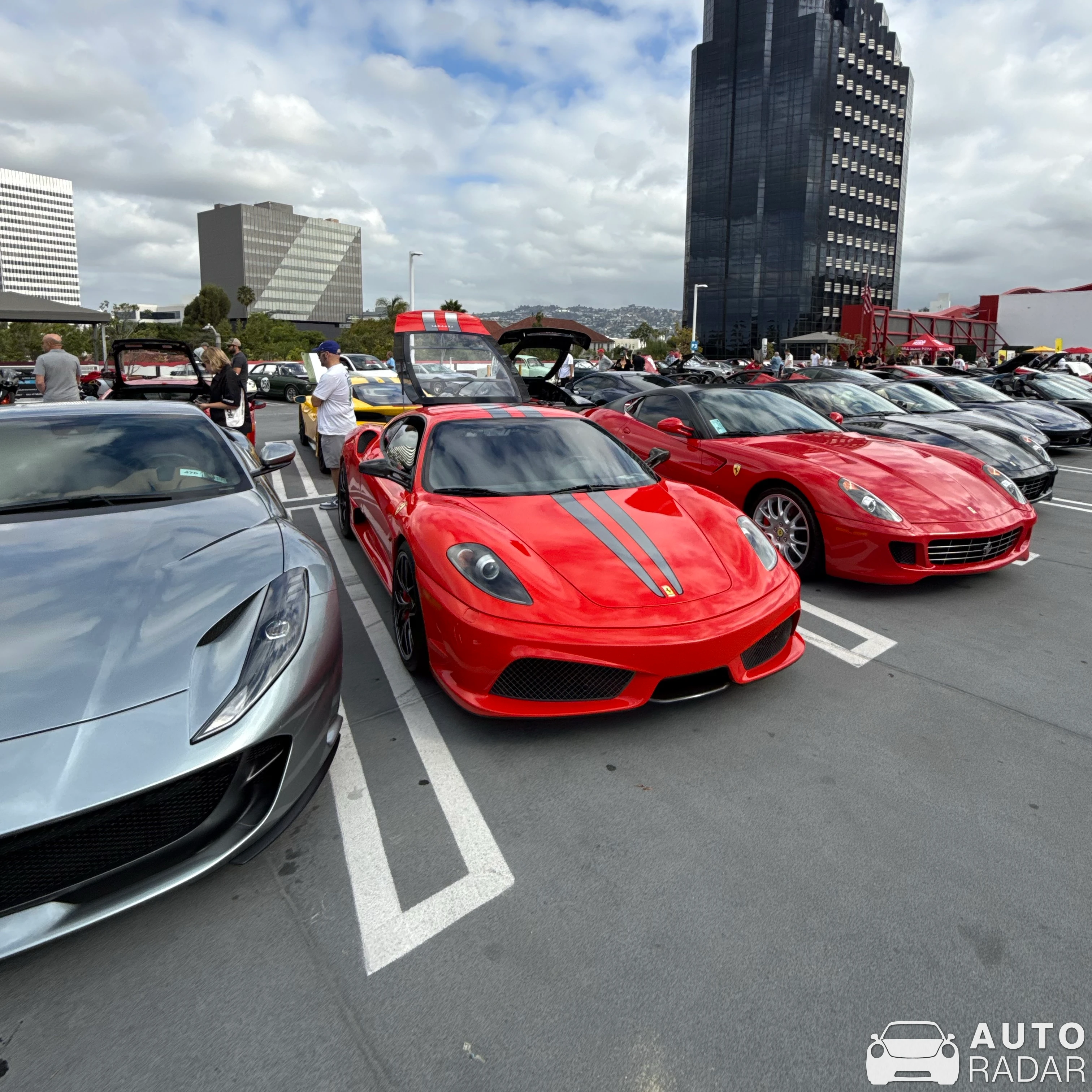 Ferrari 430 Scuderia spotted in Los Angeles