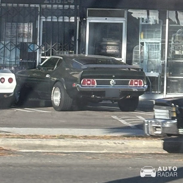 Ford Mustang Mach 1 1969 spotted in Los Angeles