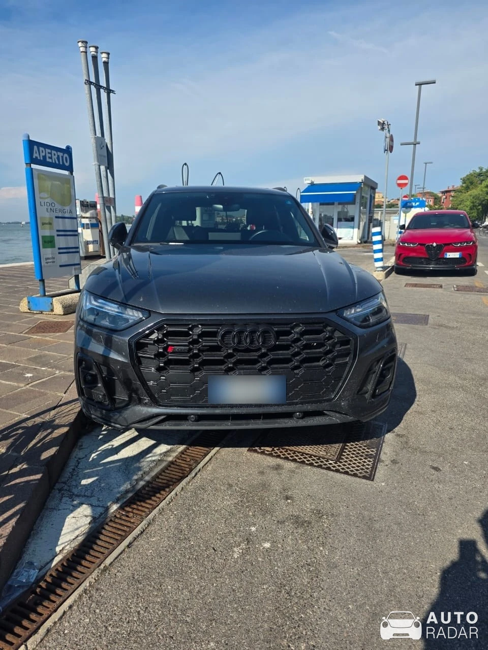 Audi SQ5 spotted in Venezia