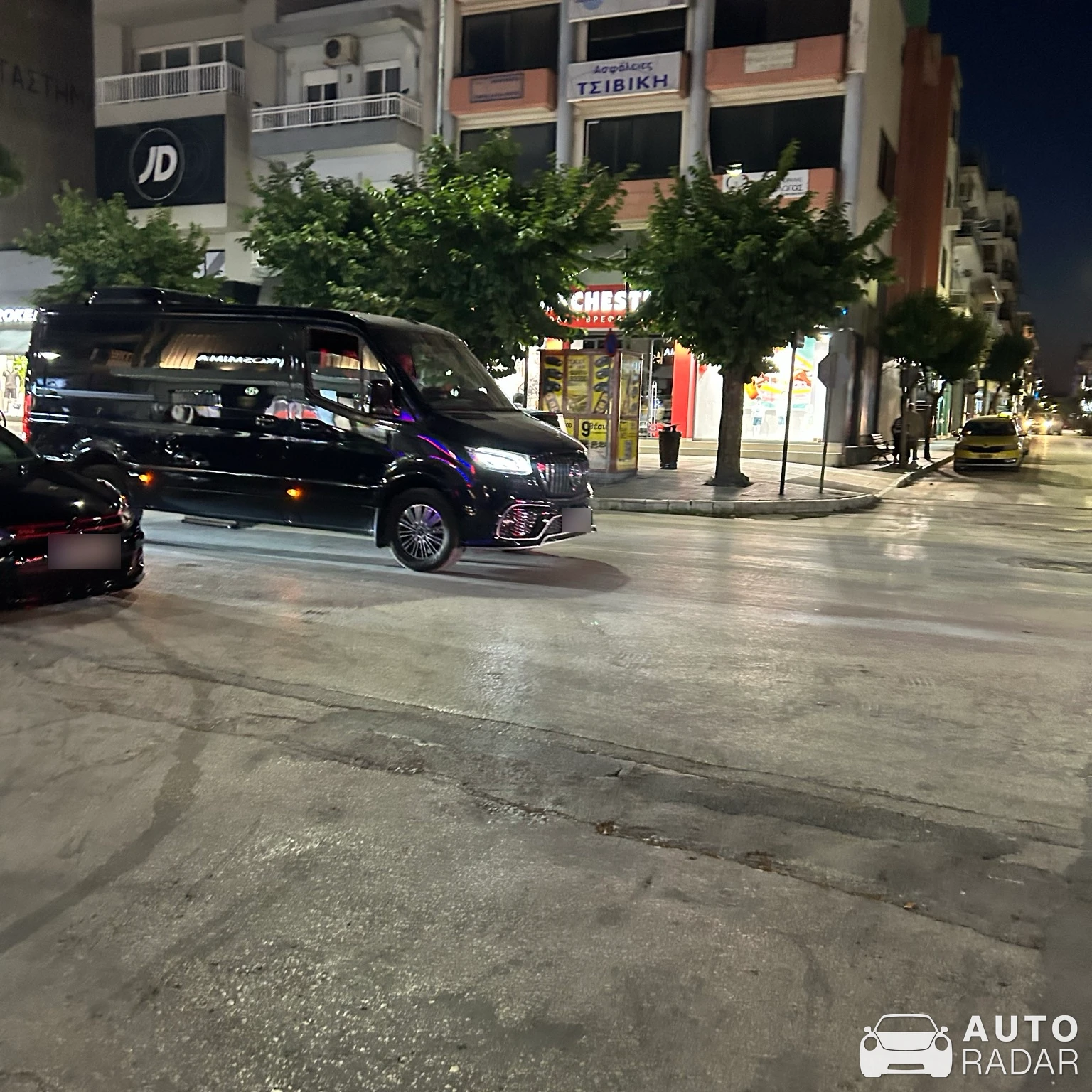 Mercedes-Benz Vito Maybach Kit spotted in Αλεξανδρούπολη
