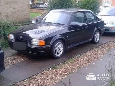 Ford Escort RS Turbo spotted