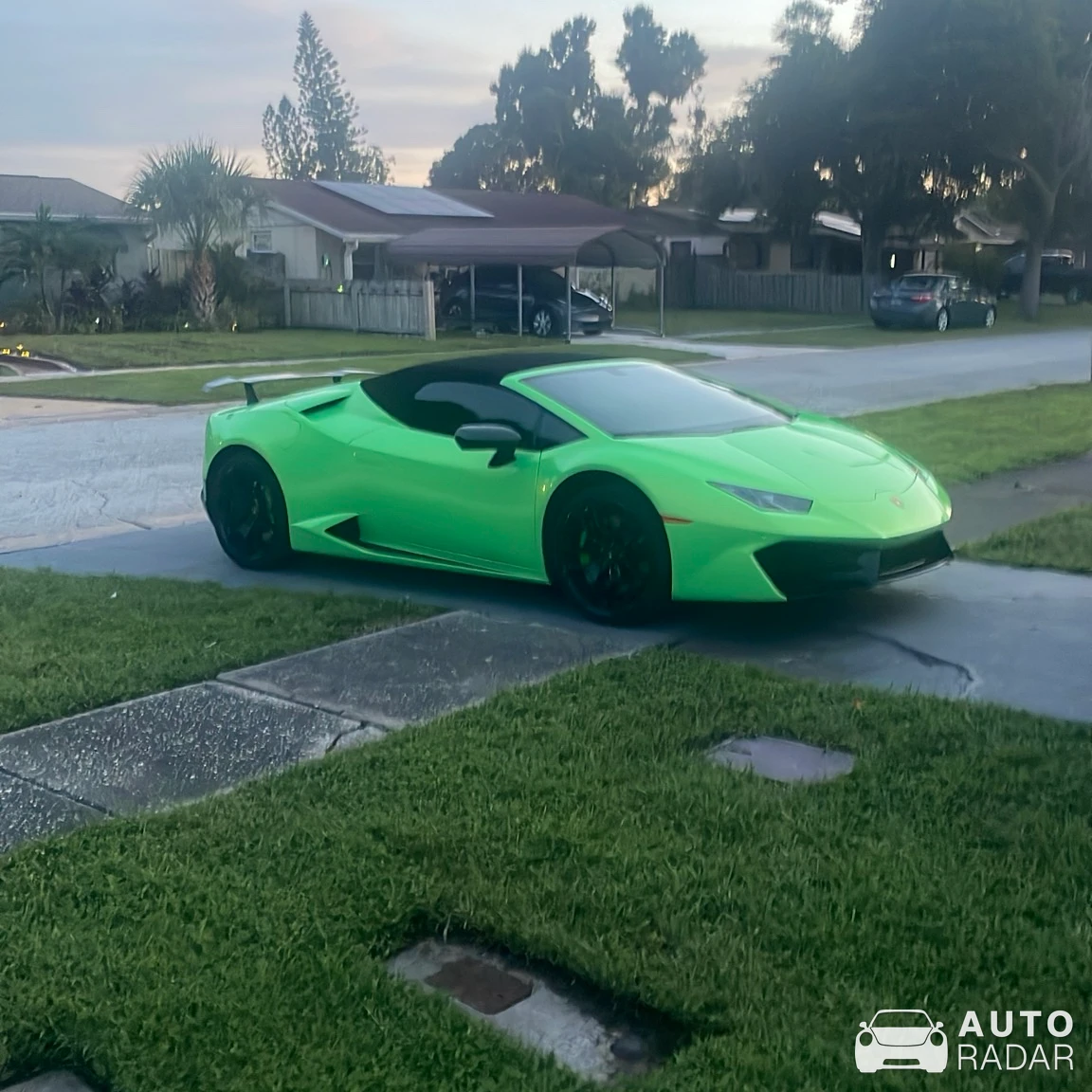 Lamborghini Huracán LP610-4 Spyder spotted in Pinellas Park