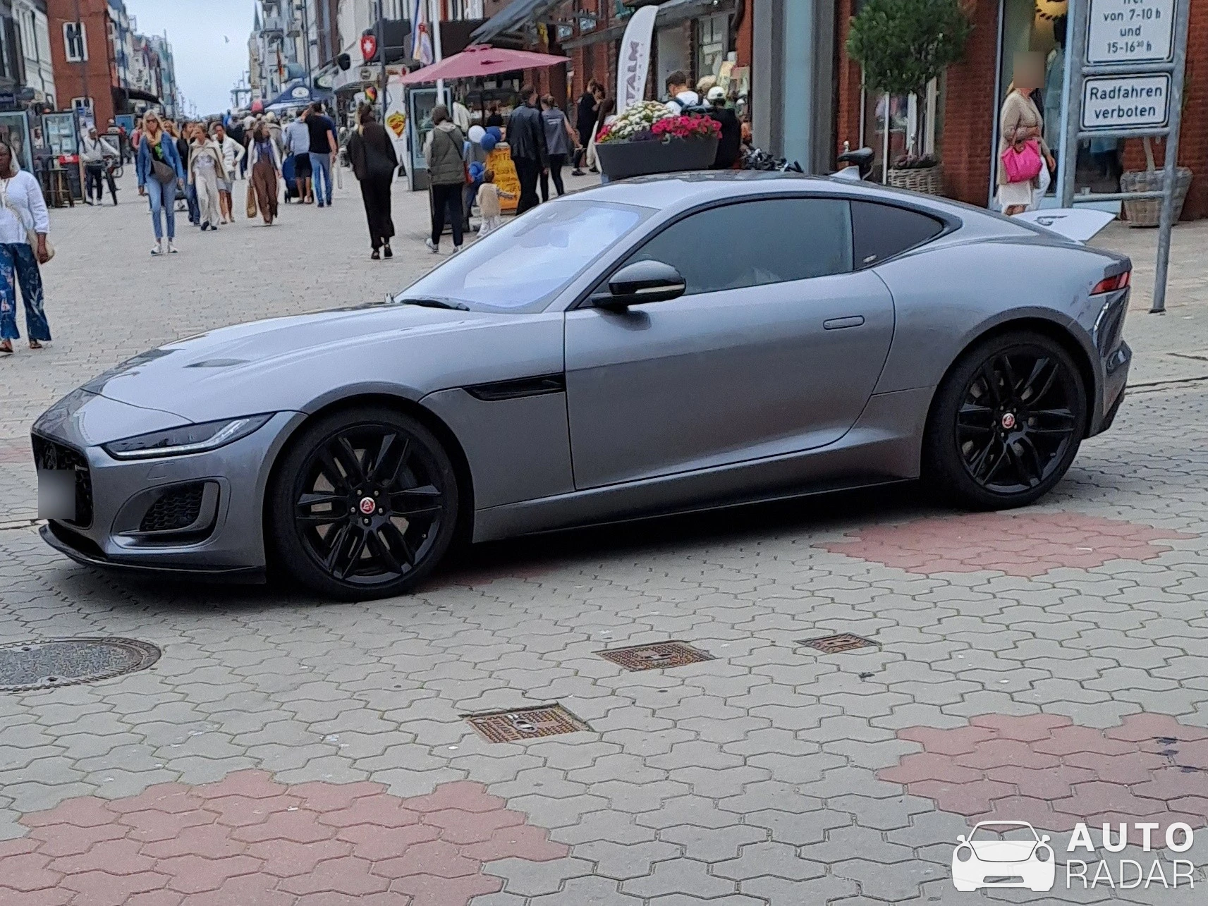 Jaguar F-Type spotted in Sylt