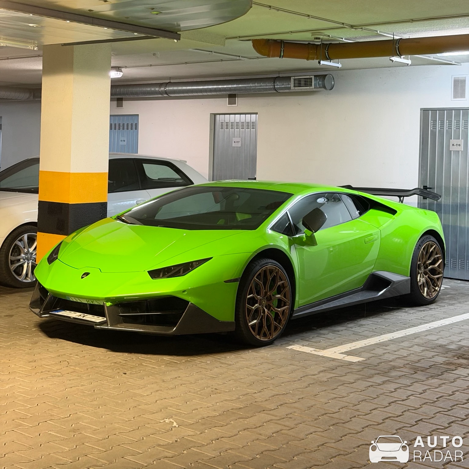Lamborghini Huracán LP610-4 spotted in Kraków