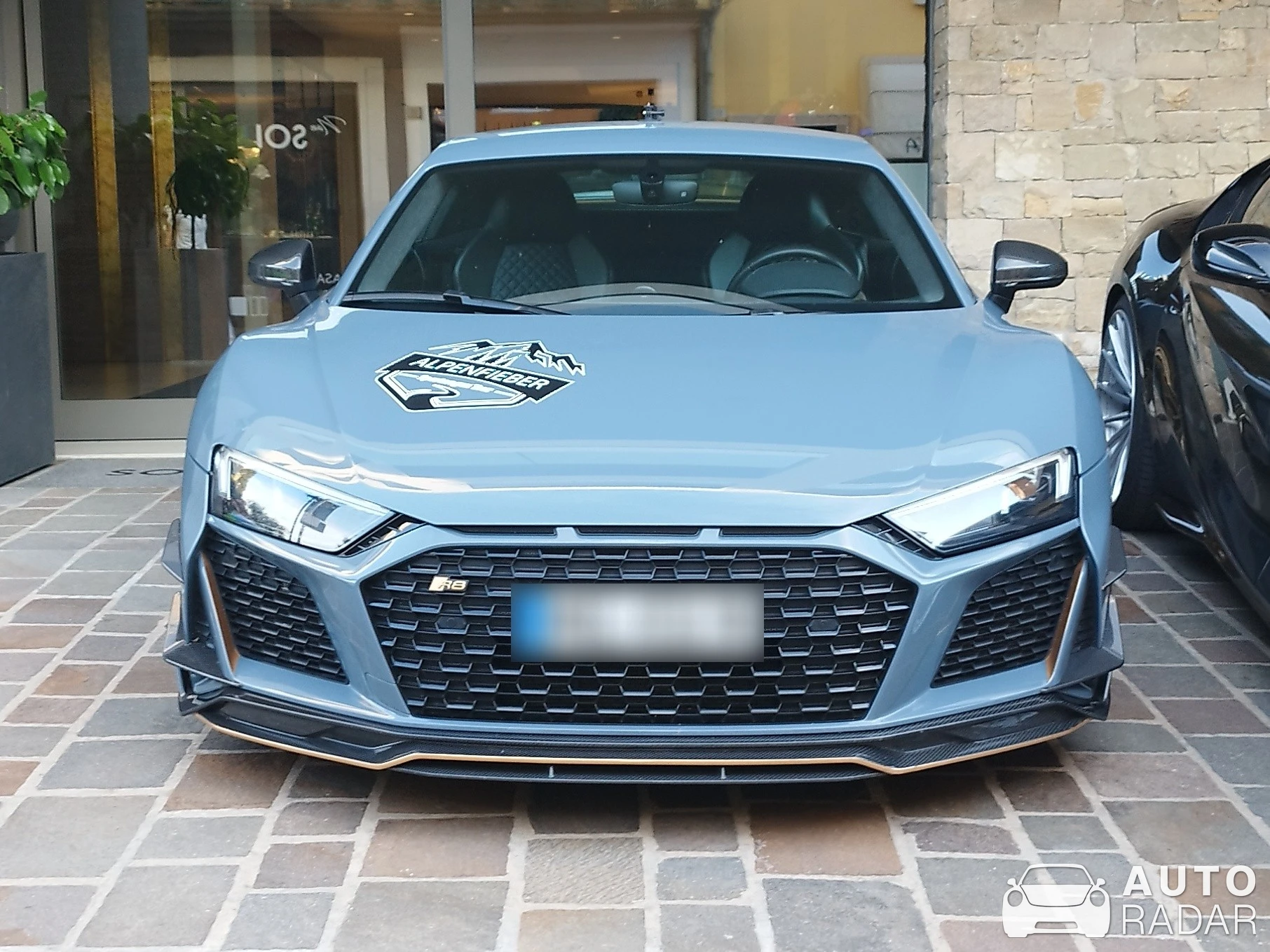 Audi R8 V10 xXx Performance spotted in Bardolino