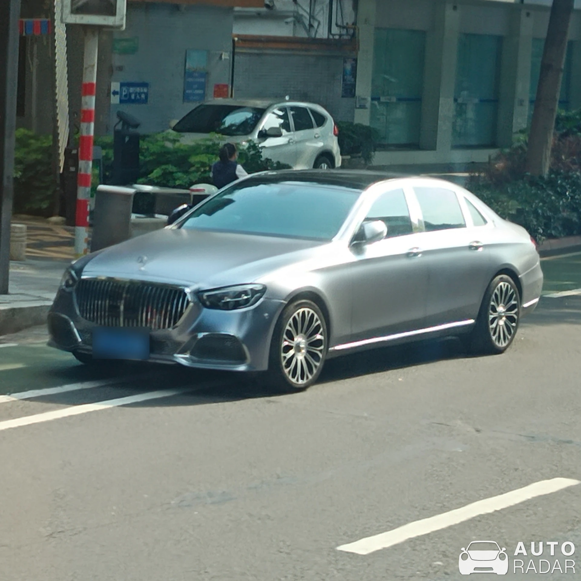 Mercedes-Maybach S 650 spotted in Guangzhou Shi