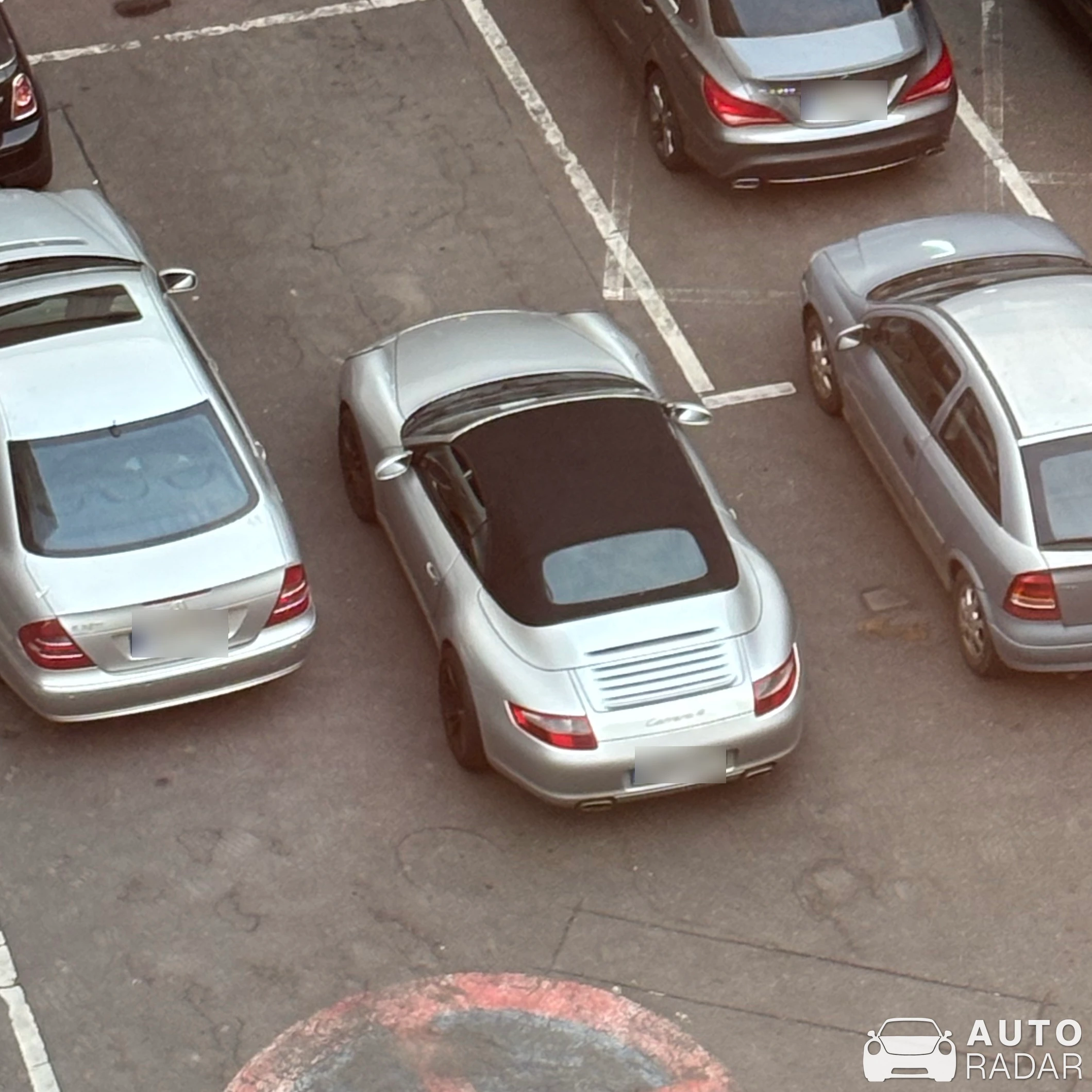 Porsche 997 Carrera 4 Cabriolet spotted in Berliini