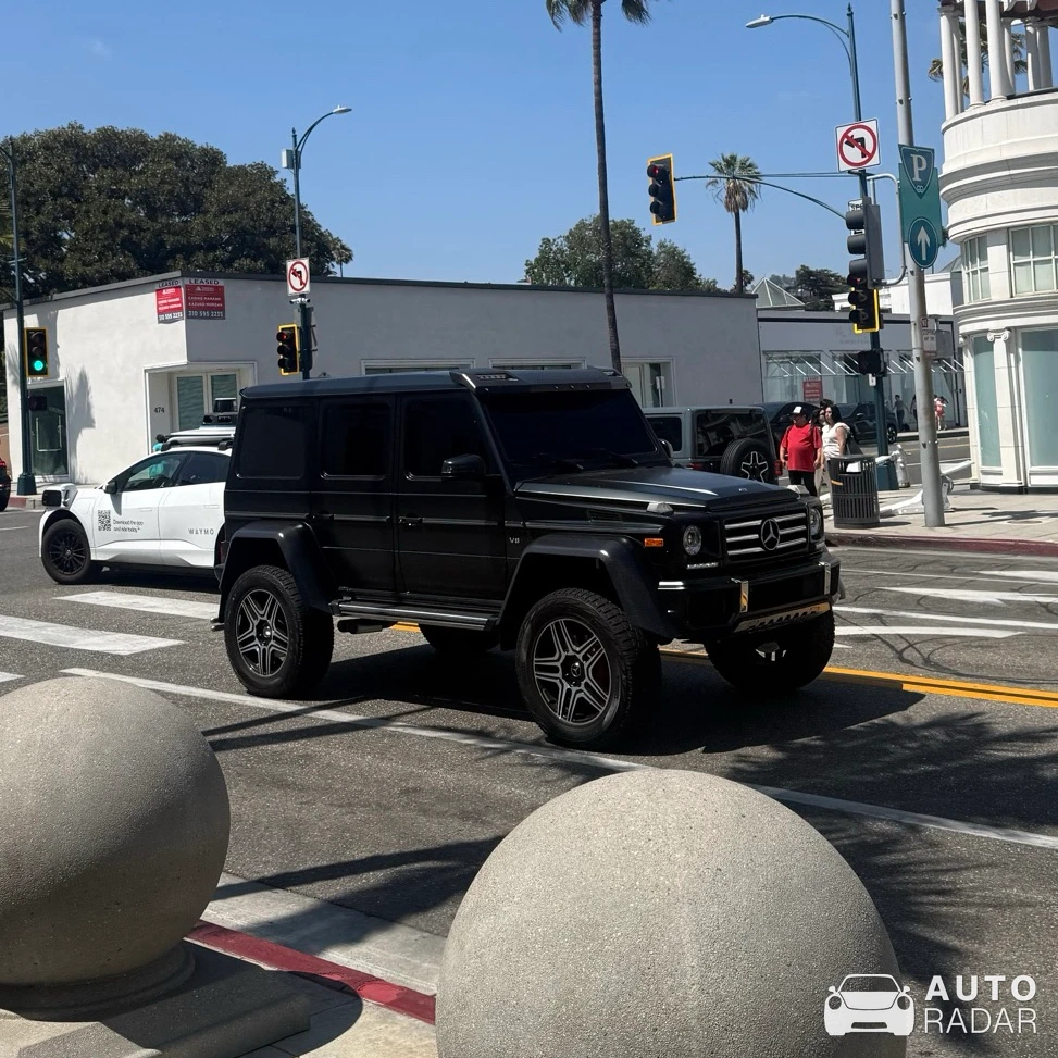 Mercedes-Benz G 550 4X4² spotted in Beverly Hills