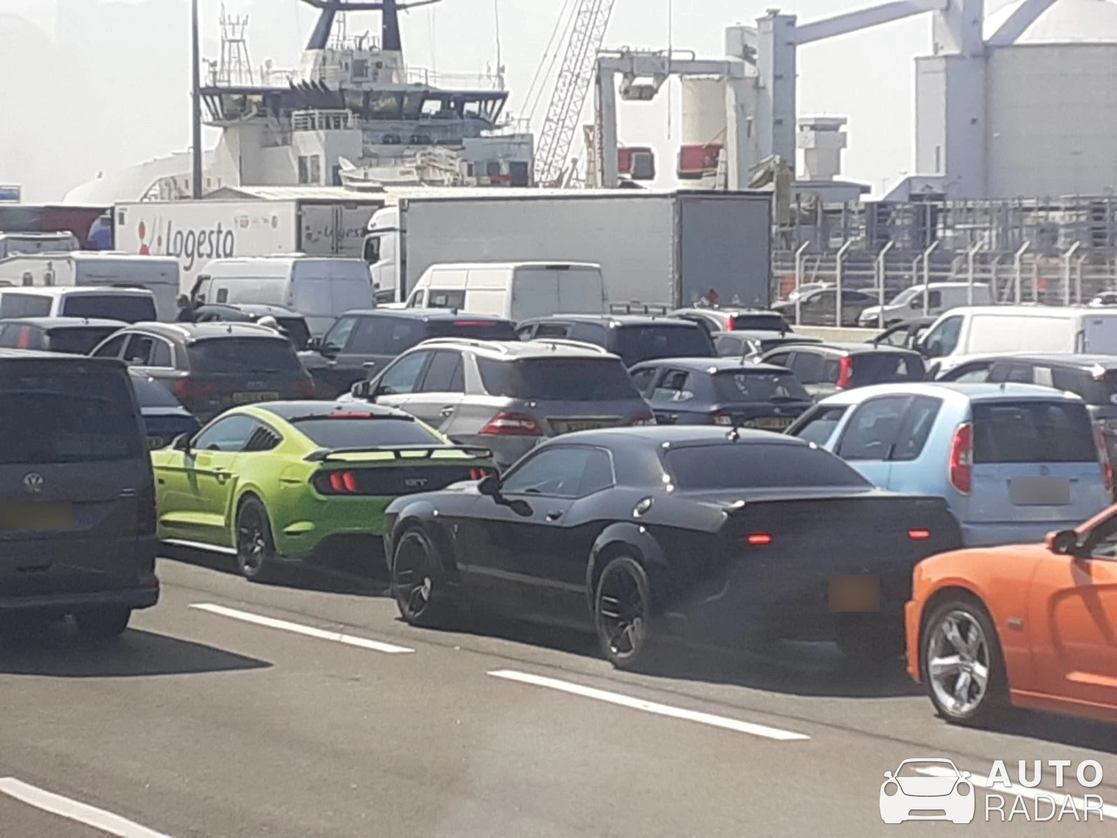 Dodge Challenger SRT Hellcat Widebody spotted in Marck