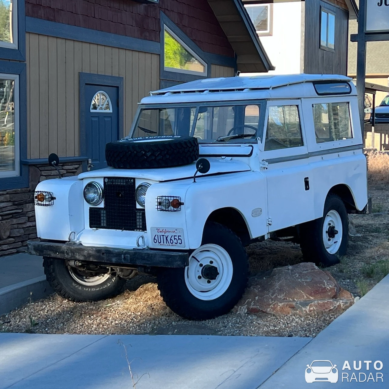 Land Rover Series IIA spotted in Big Bear Lake