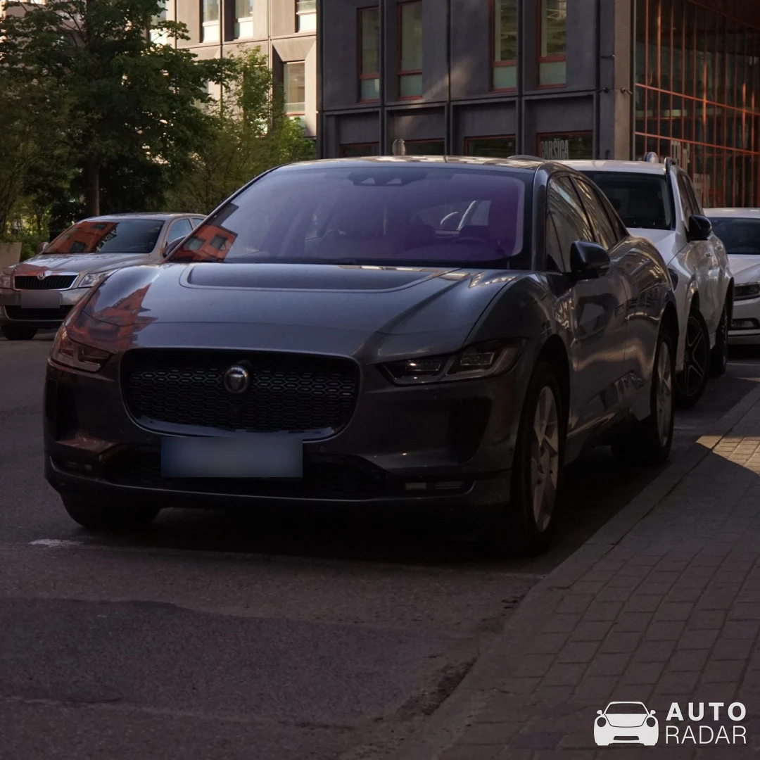 Jaguar I-PACE spotted in Riika