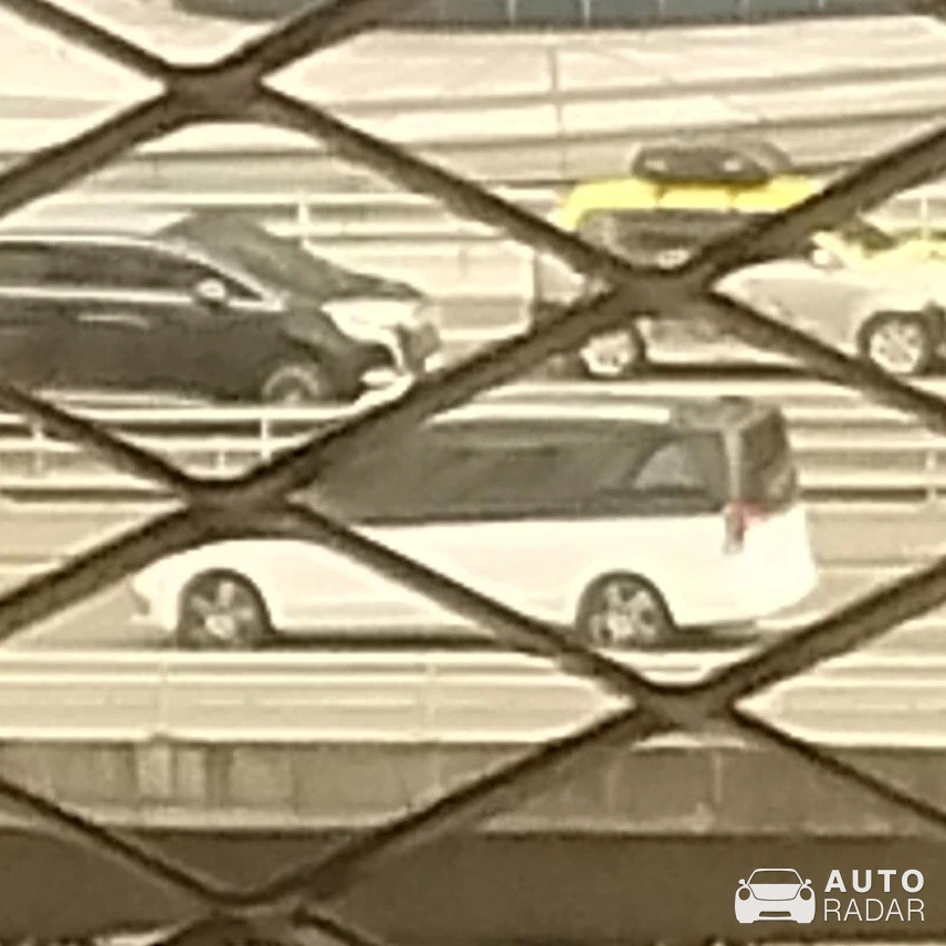 Mercedes-Benz V-Klasse Maybach Kit spotted in Jakarta