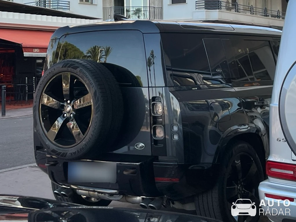 Land Rover Defender 110 spotted in Cannes