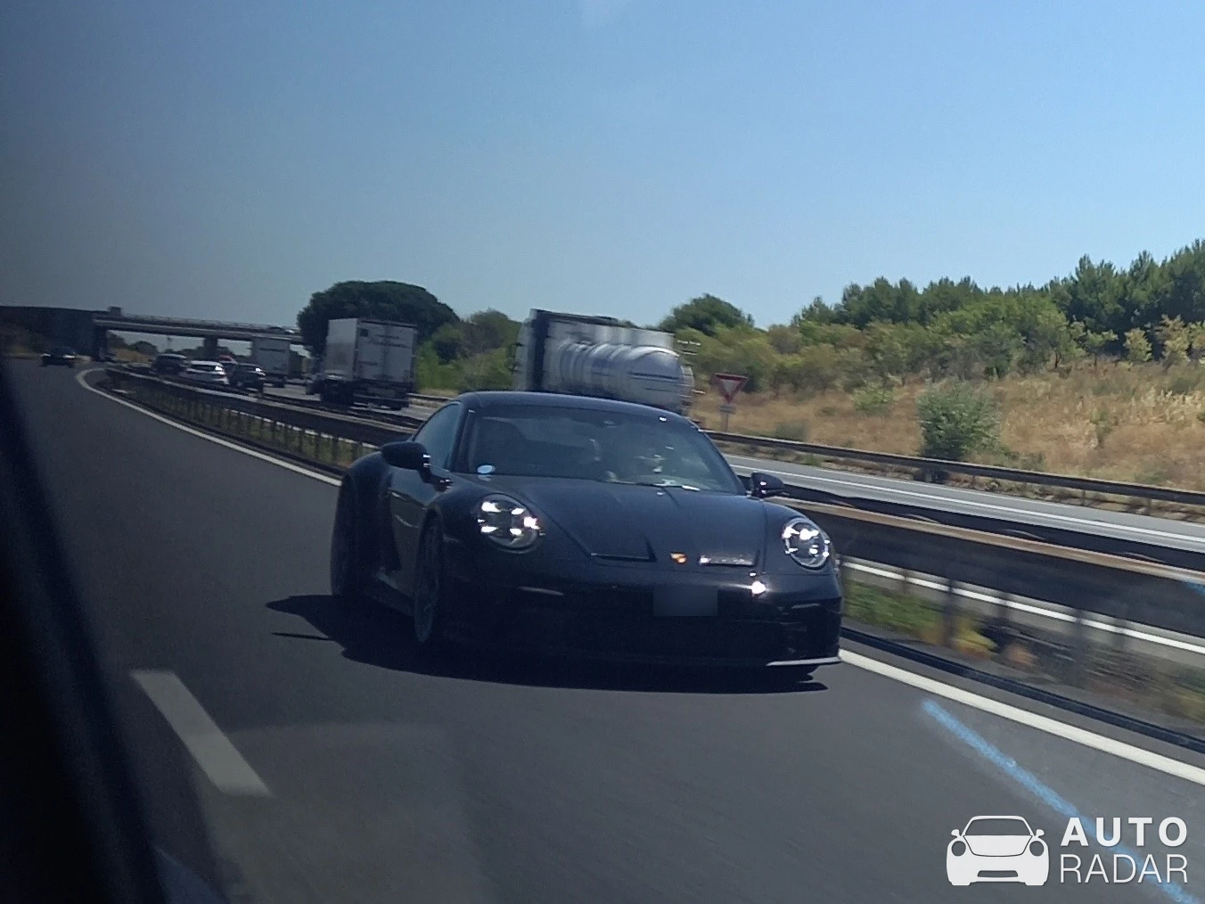 Porsche 992 GT3 Touring MkI spotted in Béziers