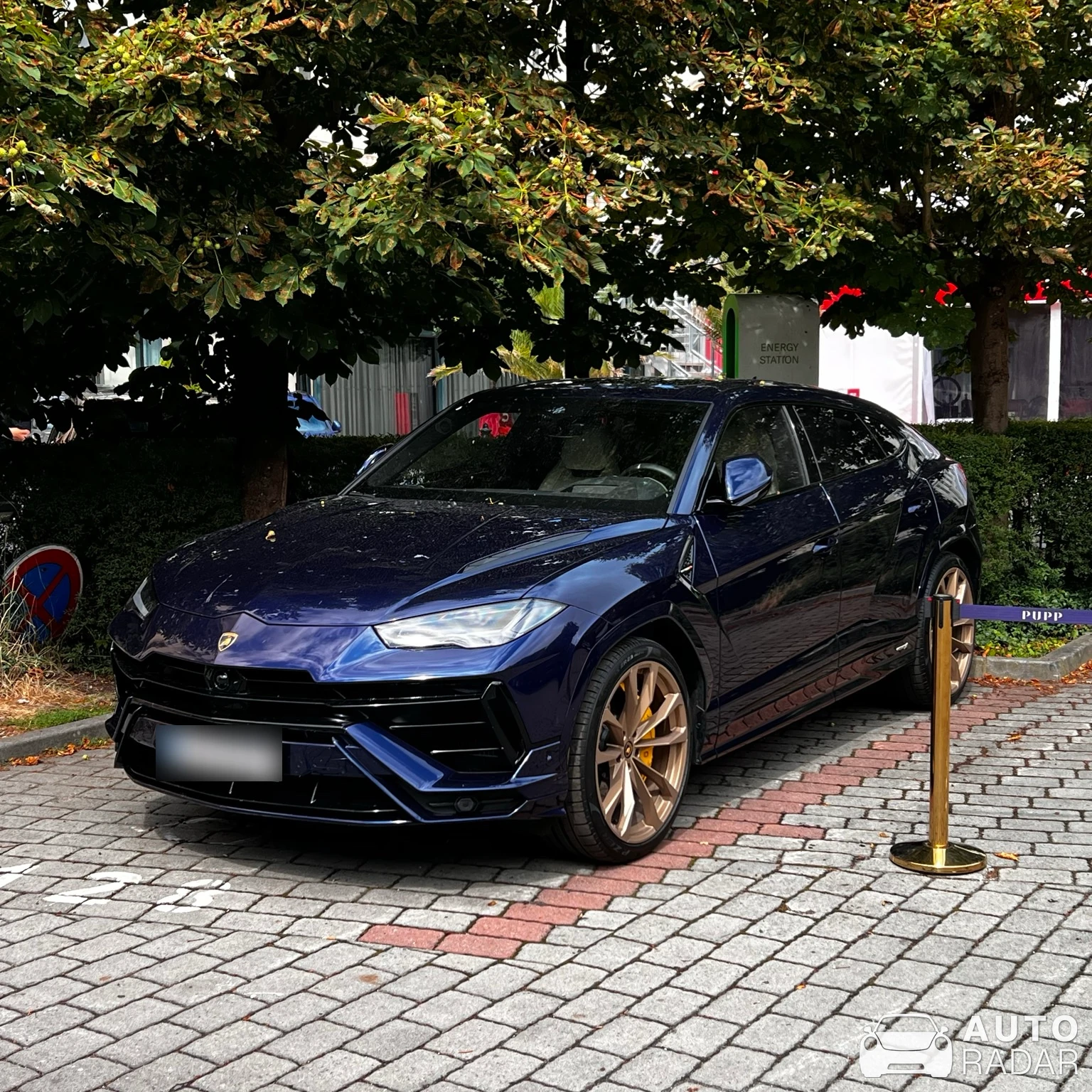 Lamborghini Urus spotted in Karlovy Vary