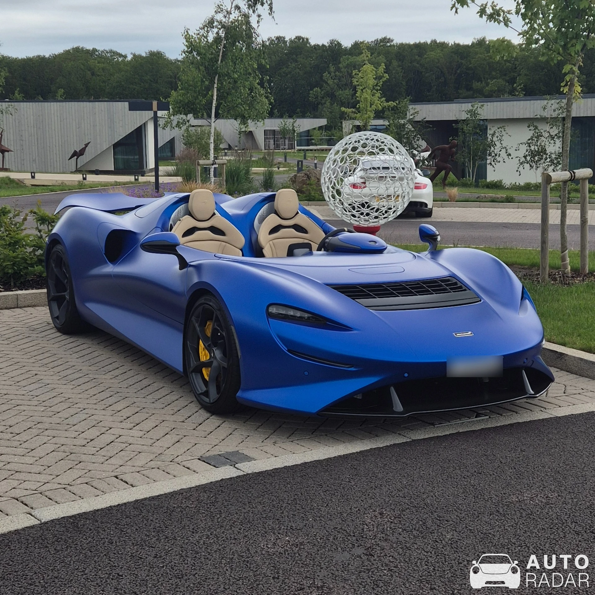 McLaren Elva spotted in Towcester