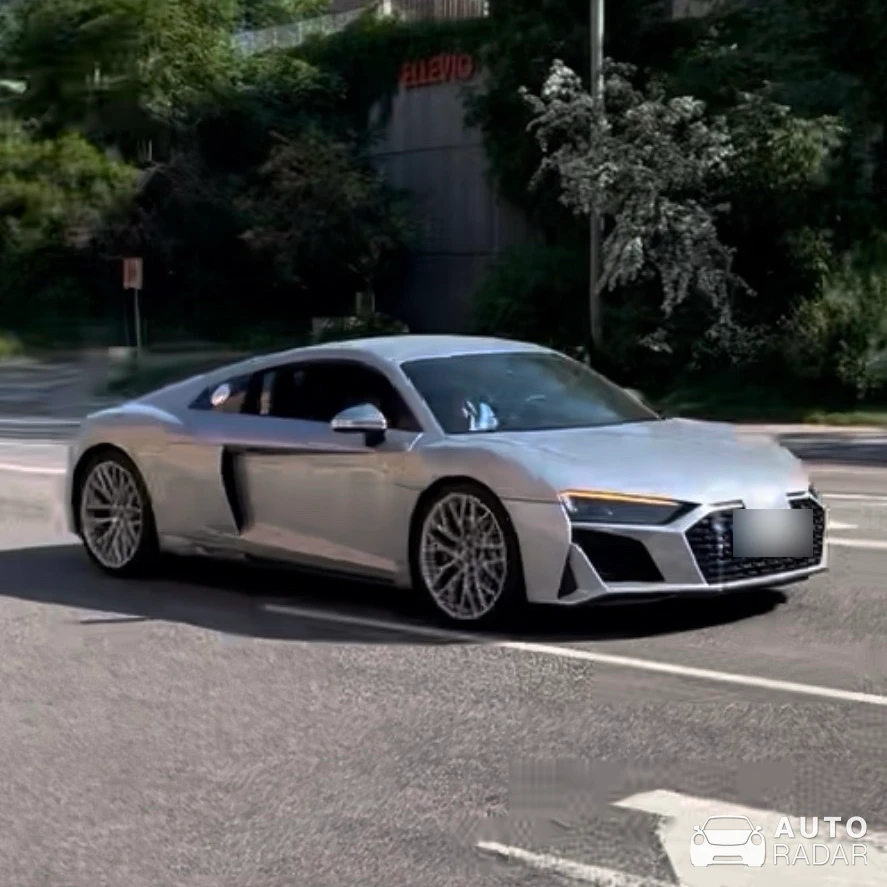 Audi R8 V10 Performance spotted in Stockholm