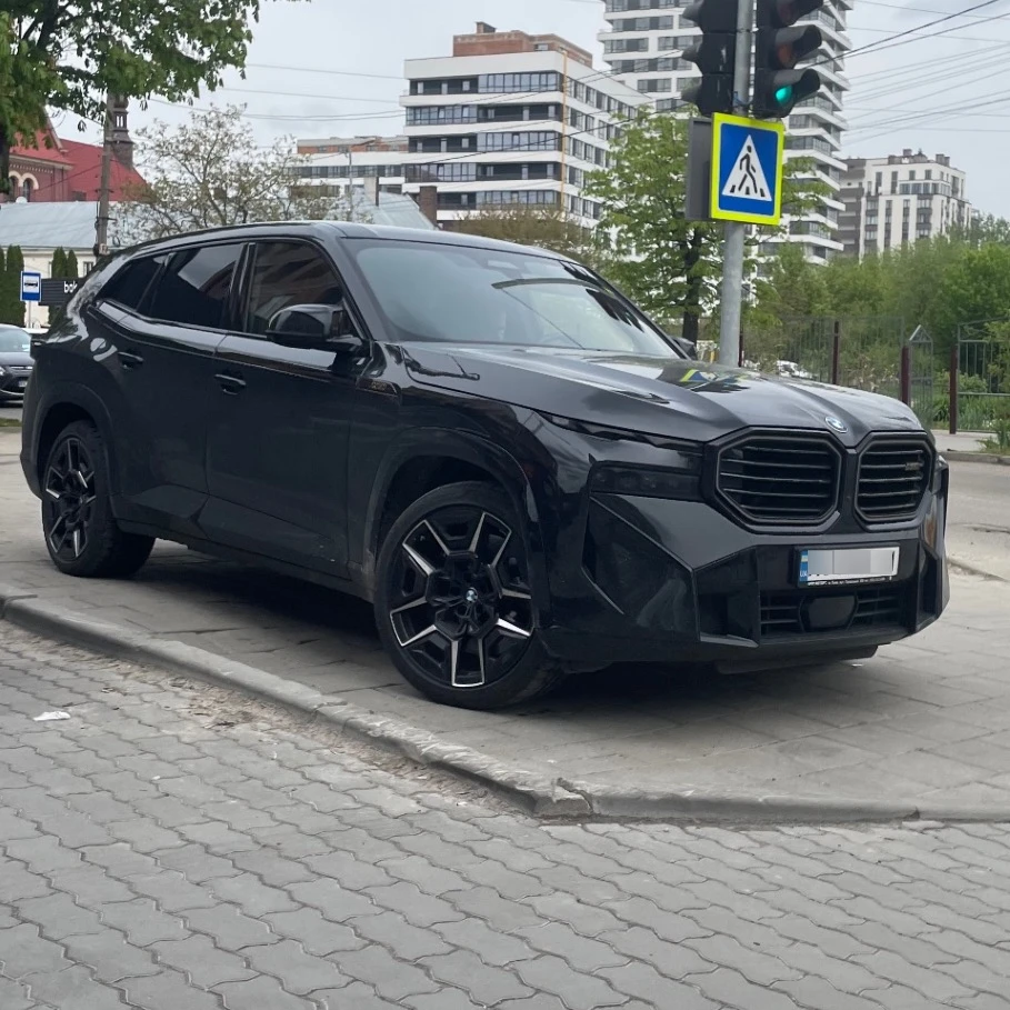 BMW  XM spotted in Львів, Україна