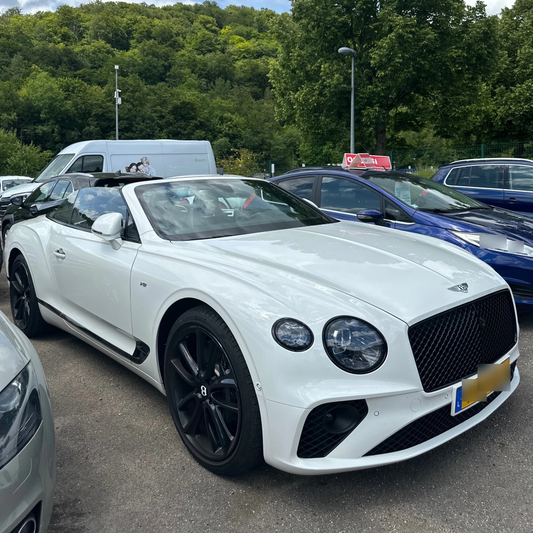 Bentley Continental GTC spotted in Algrange, France