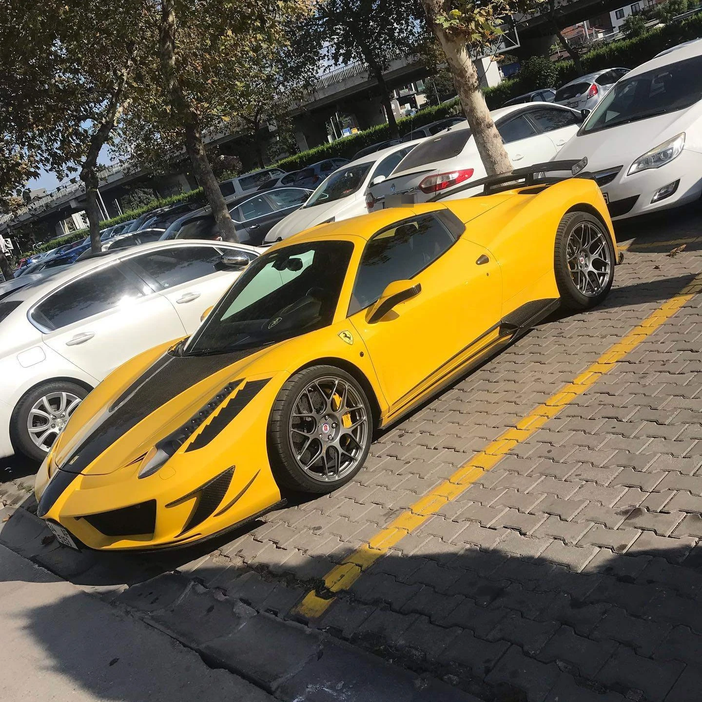 Ferrari 458 Spider spotted in Çiftlikköy, Türkiye