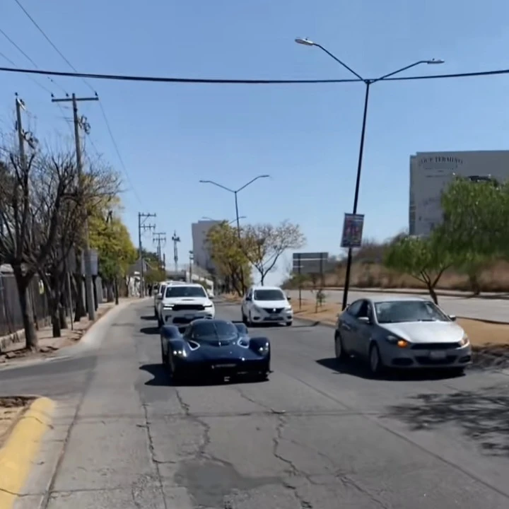 Aston Martin Valkyrie spotted in León, México