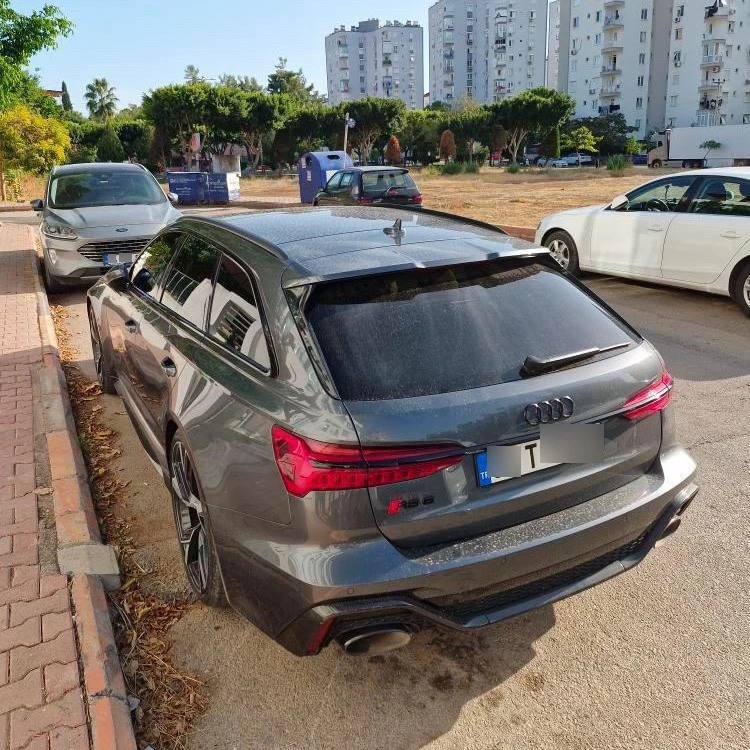 Audi RS6 Avant C8 spotted in Konyaaltı, Türkiye