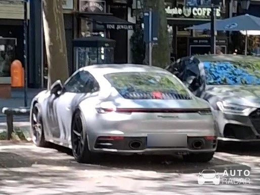 Porsche 992 Carrera 4S MkI spotted in Berlin