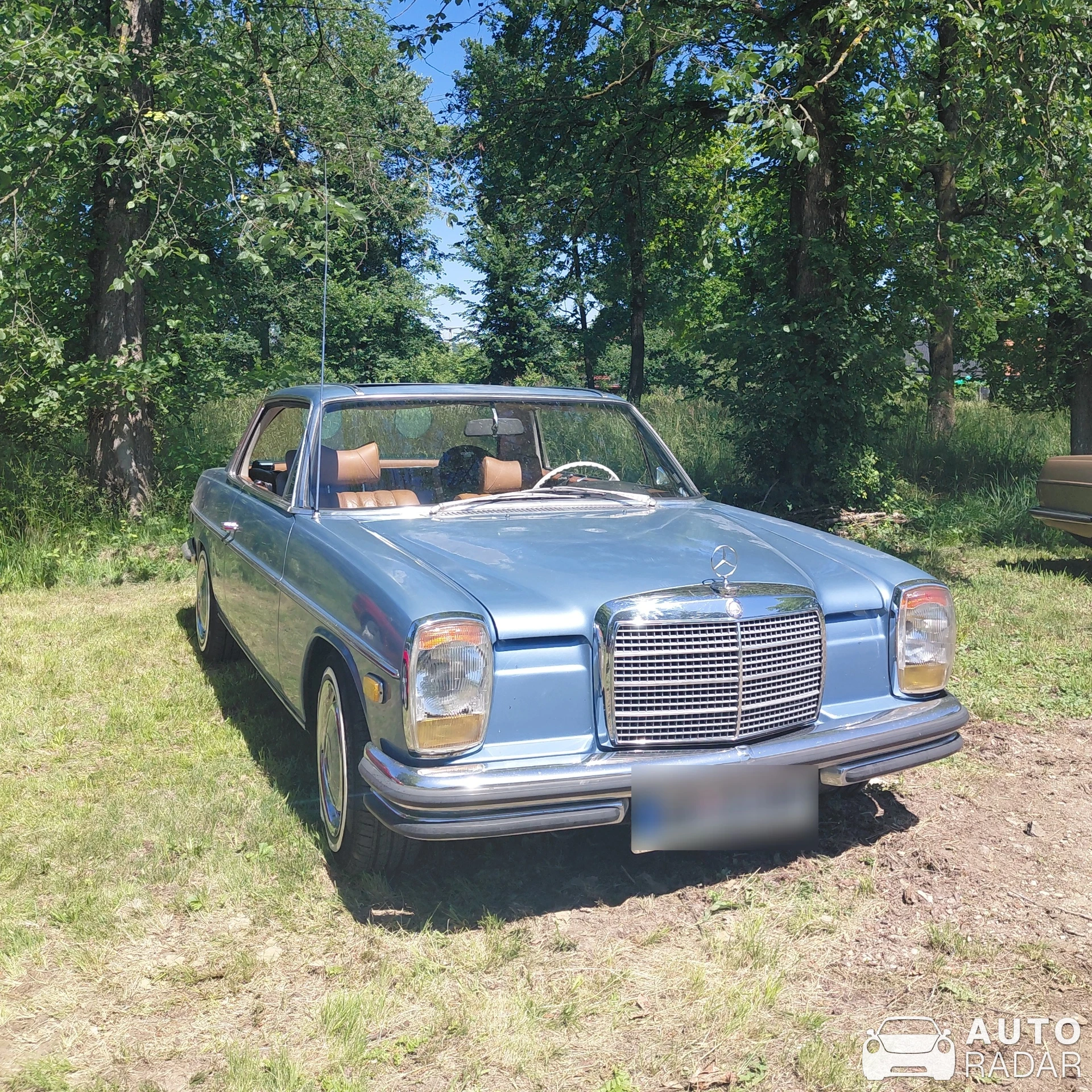Mercedes-Benz W114 spotted in Duplek