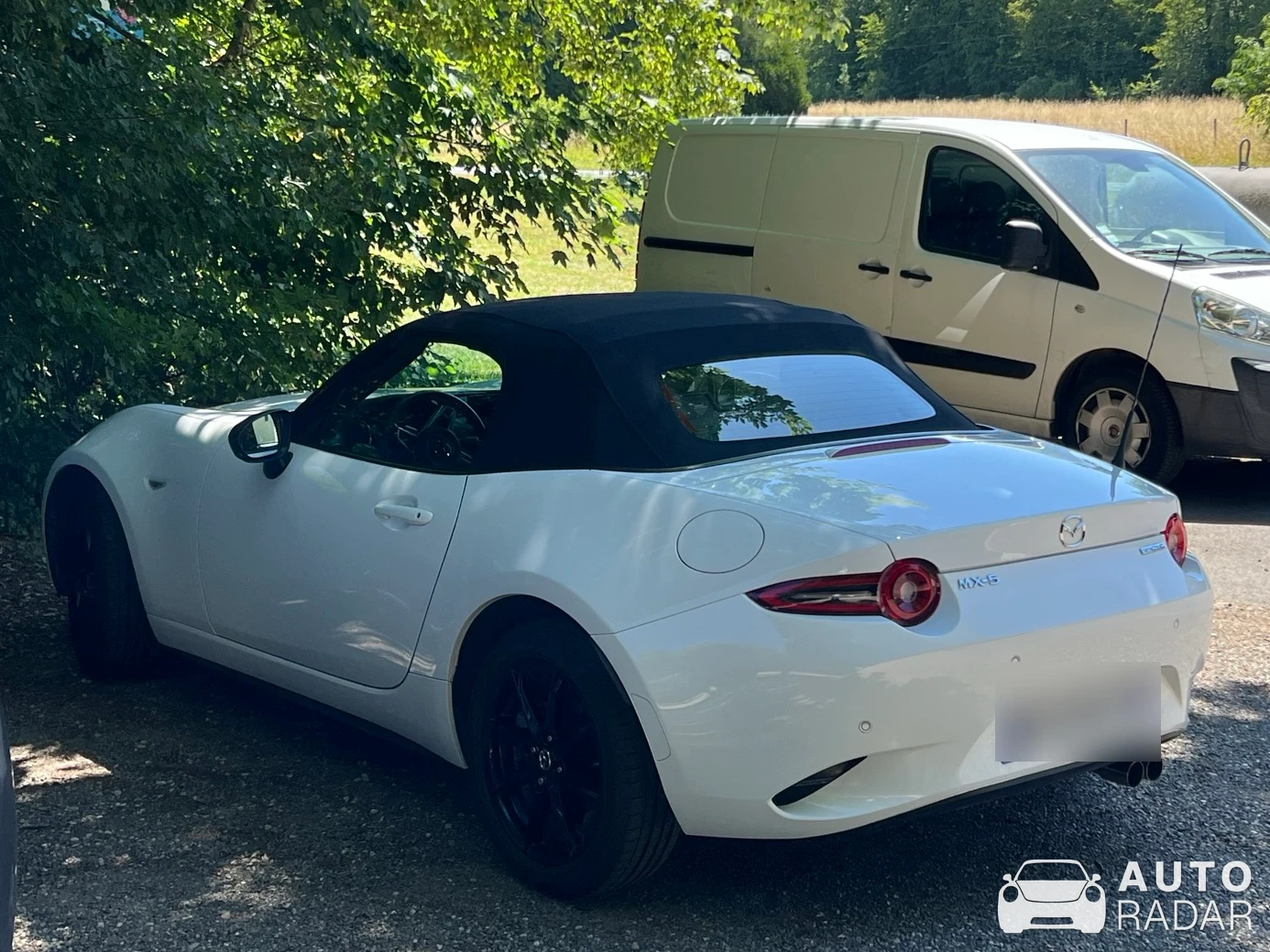 Mazda MX-5 spotted in Custines