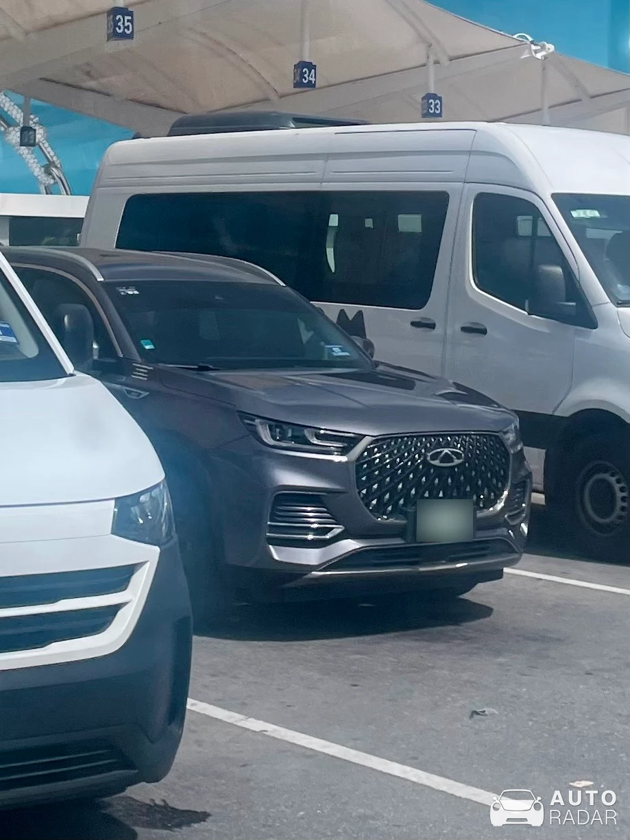 Chery Tiggo 8 Pro spotted in Cancún