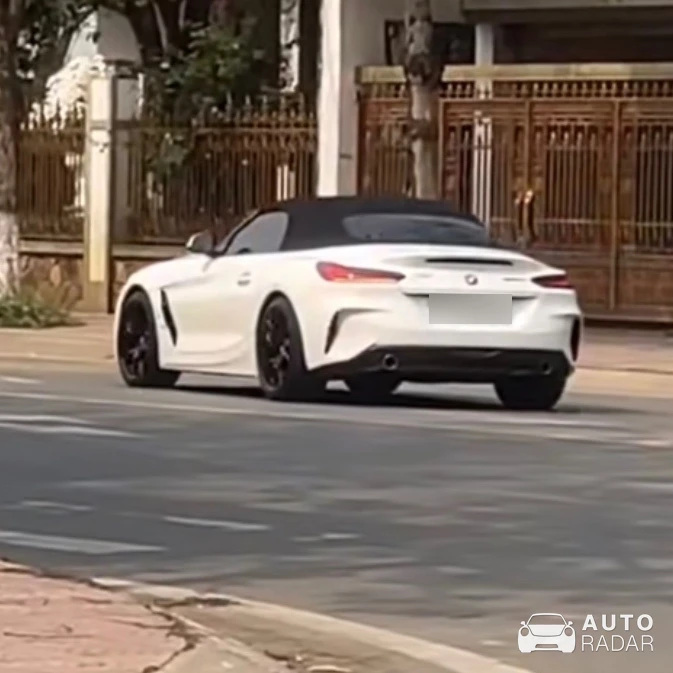 BMW Z4 G29 M40i spotted in Bình Nguyên