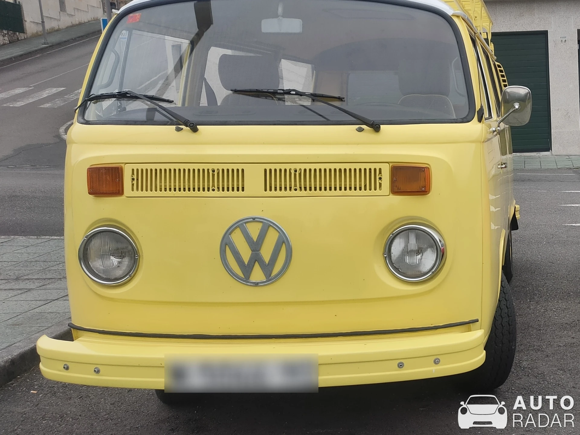 Volkswagen T2 spotted in San Cibrao das Viñas