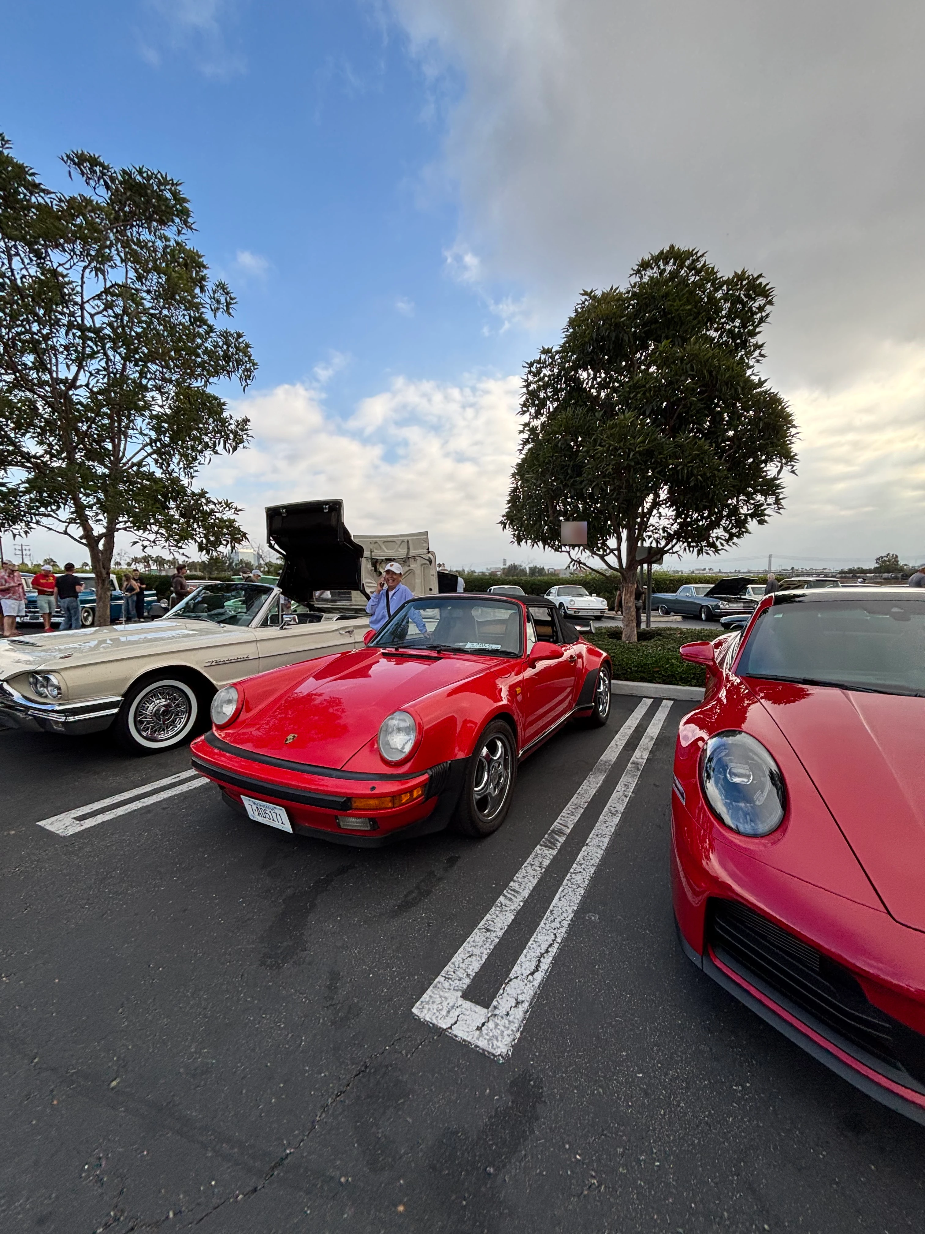 Porsche 964 Carrera 2 Cabriolet spotted in El Segundo