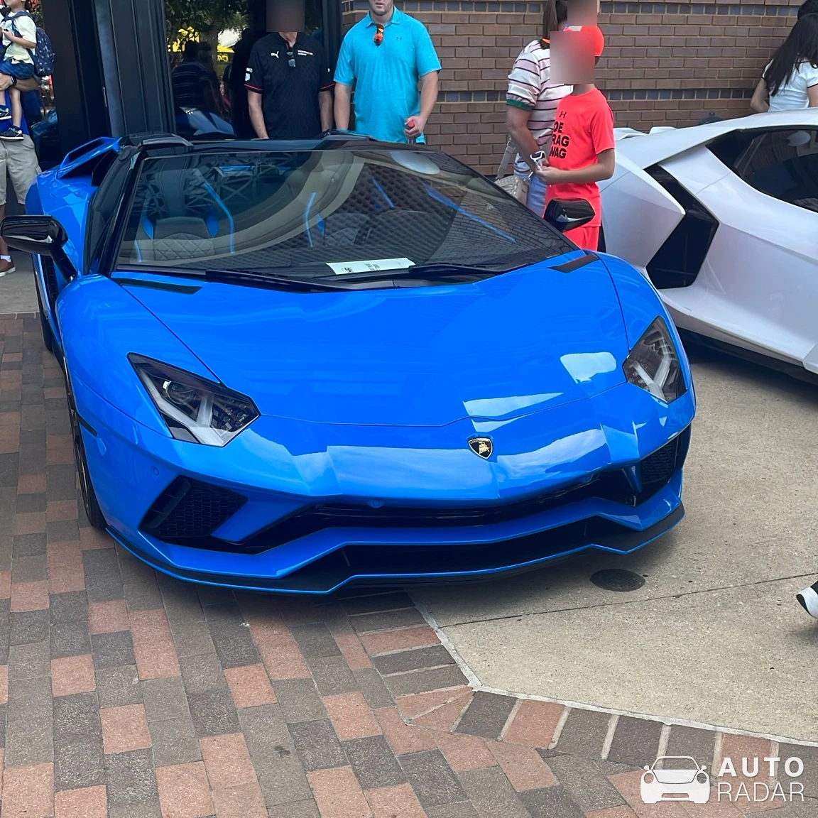Lamborghini Aventador S LP740-4 Roadster spotted in Grapevine