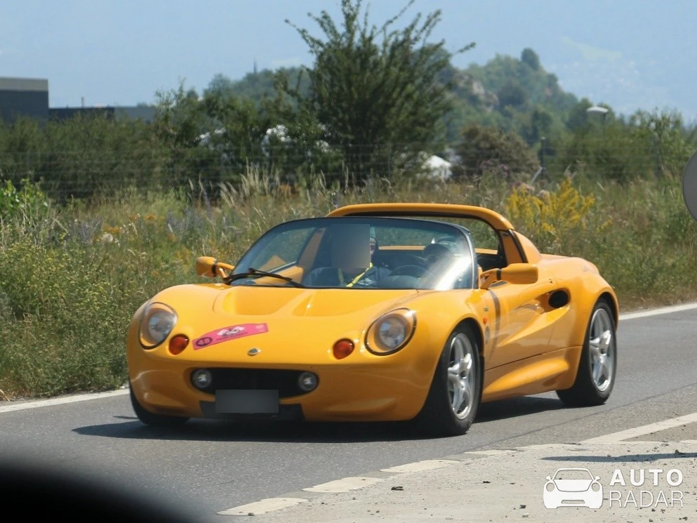Lotus Elise S1 spotted in Chur