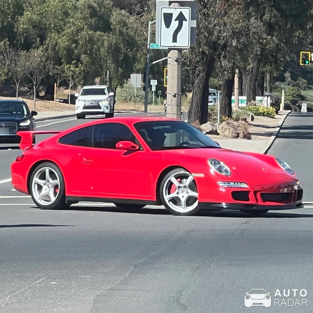 Porsche 997 Carrera 4S spotted in Camarillo