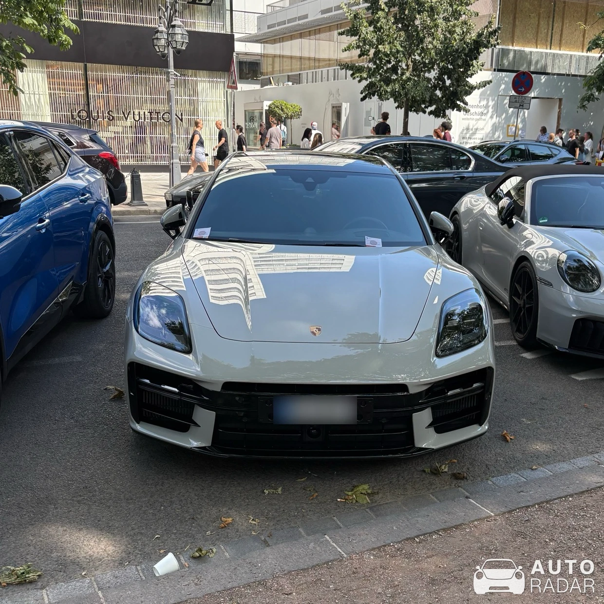 Porsche 972 Panamera Turbo spotted in Düsseldorf