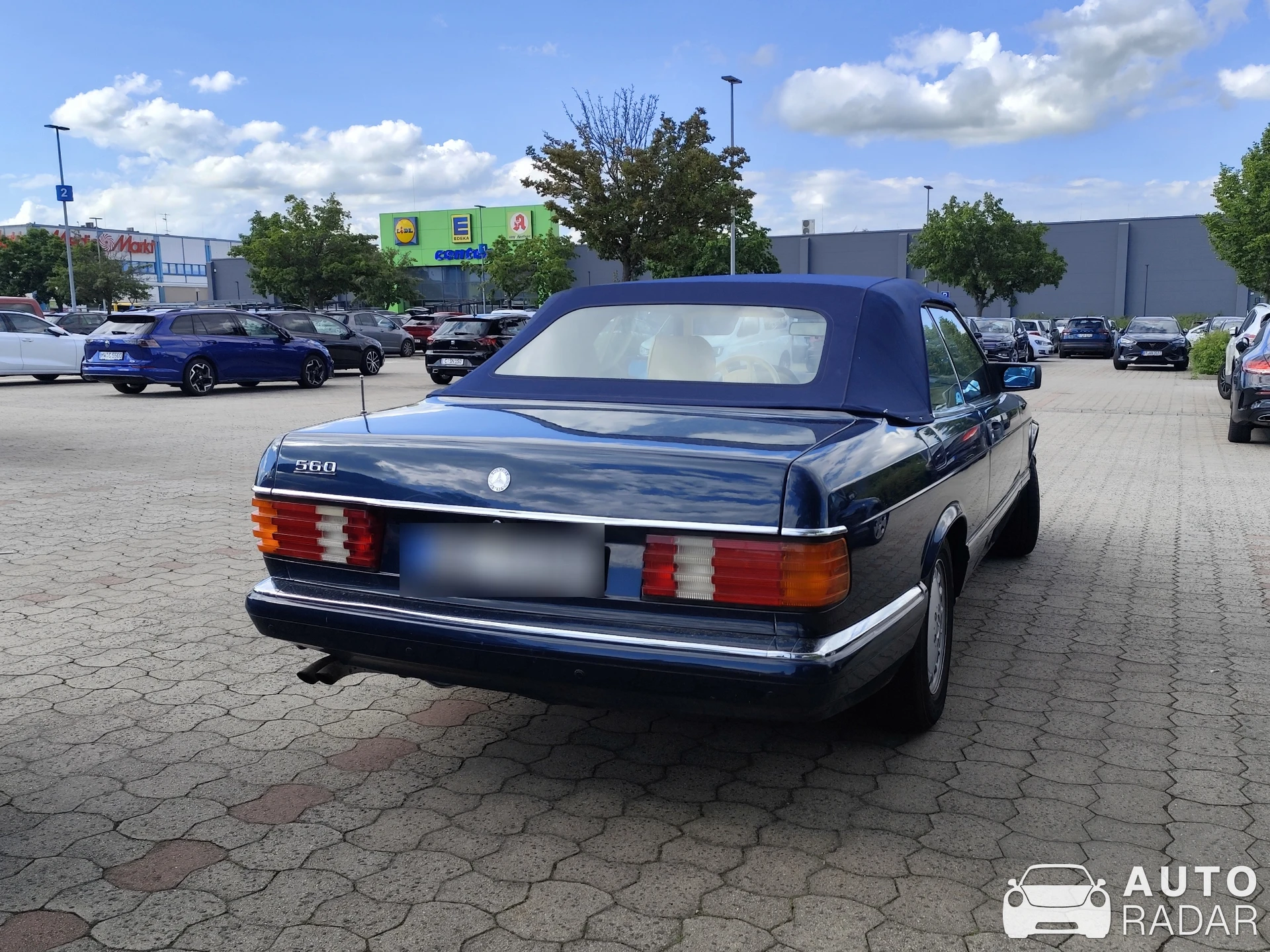 Mercedes-Benz 560 SEC spotted in Chemnitz