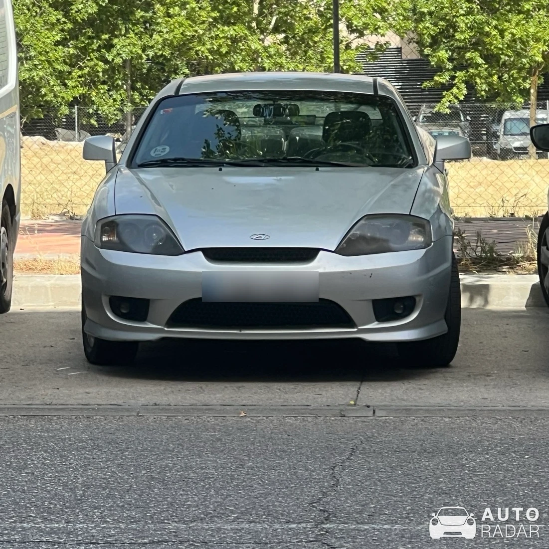 Hyundai Coupé 2000 spotted in Madrid